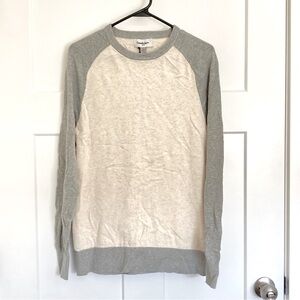 NWOT Good fellow &Co Women’s Grey and White Crew Neck Sweater, Size S.